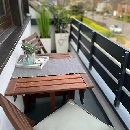 Ruhrnatur „modern Trifft Gemuetlichkeit“ * מולהיים אן דר רור